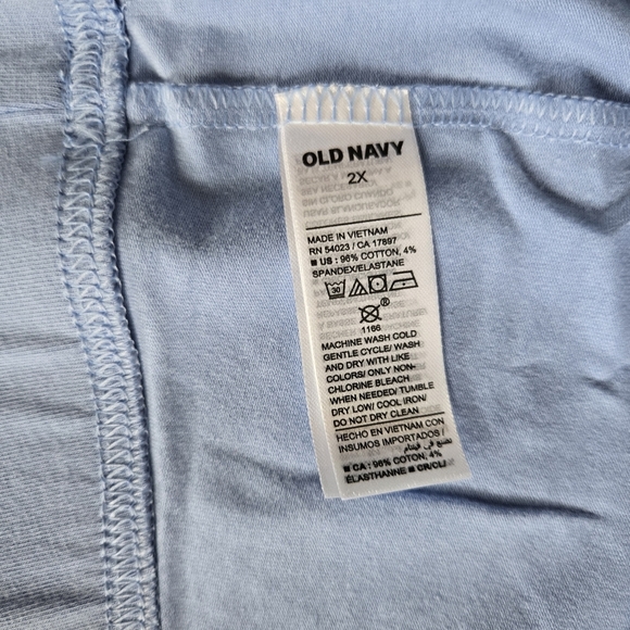 Old Navy Blue Shorts -Size 2X - Picture 2 of 4